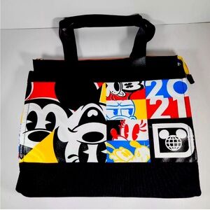 BRAND NEW - Disney Parks Black Tote Bag 2021 Mickey And Friends Limited Edition